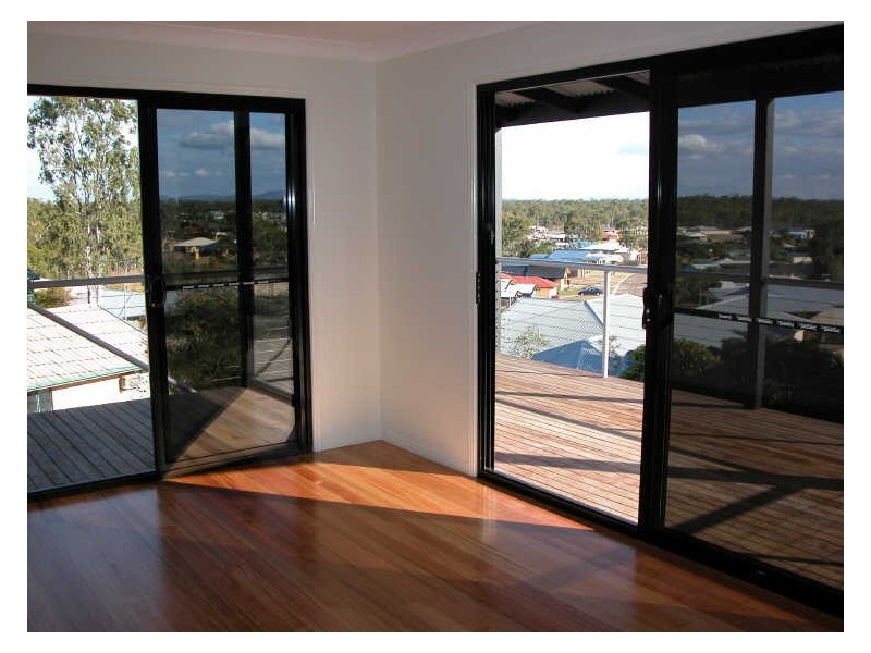 60 CREMORNE DRIVE, Tannum Sands QLD 4680