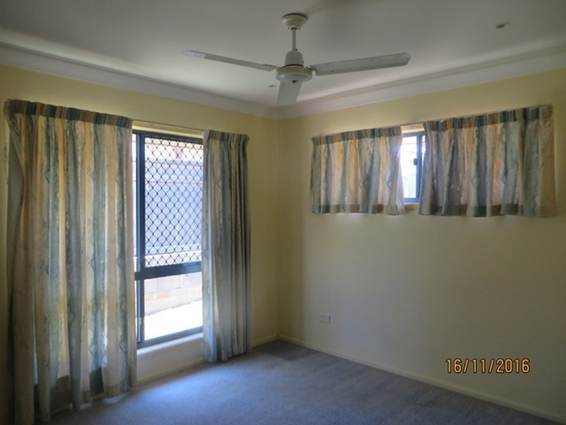 Unit 2/5 LAWRENCE COURT, Tannum Sands QLD 4680