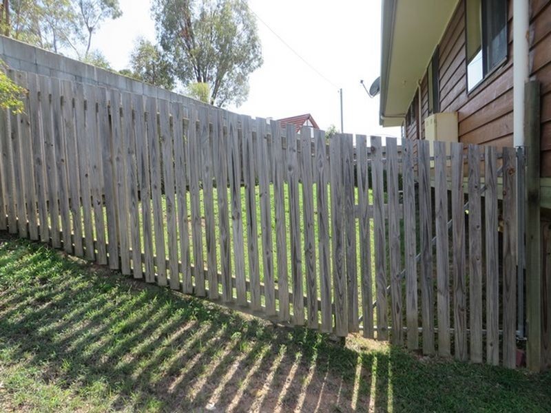 14 SAYRE CRESCENT, Boyne Island QLD 4680