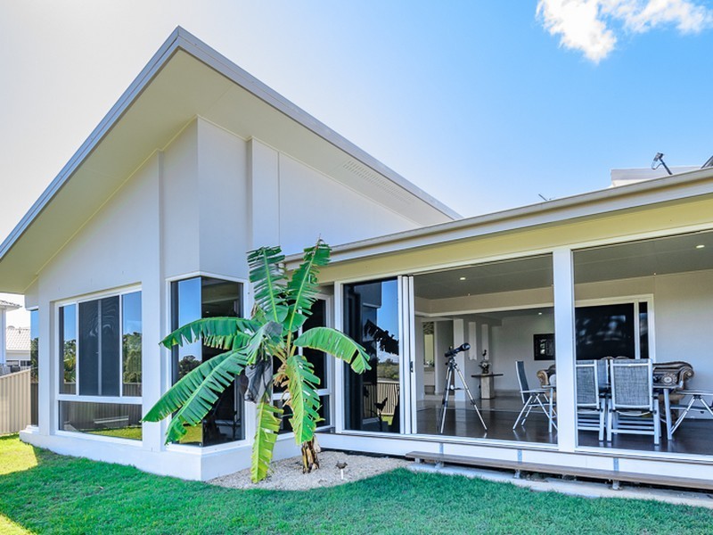26 RIVERSIDE DRIVE, Tannum Sands QLD 4680