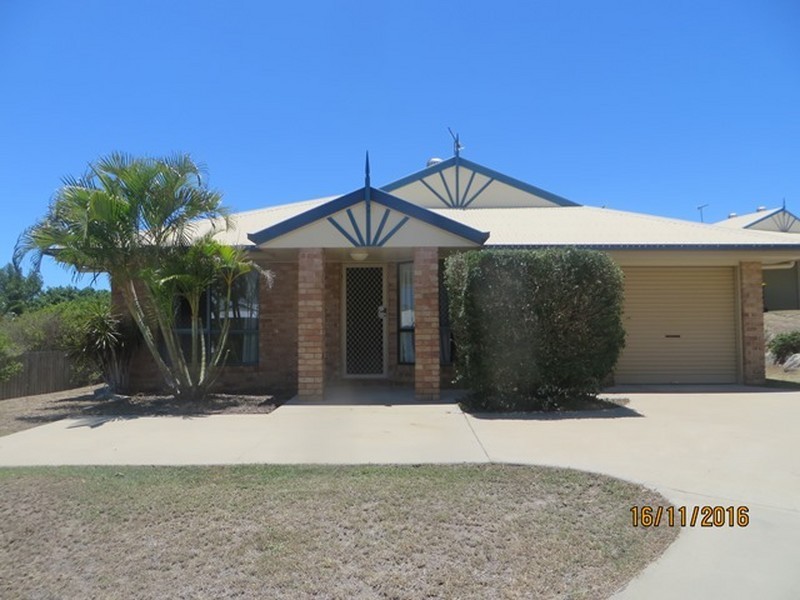 Unit 1/5 LAWRENCE COURT, Tannum Sands QLD 4680
