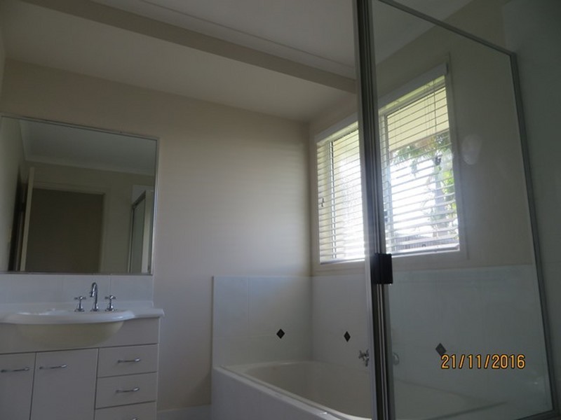 39 BEVINGTON STREET, Tannum Sands QLD 4680