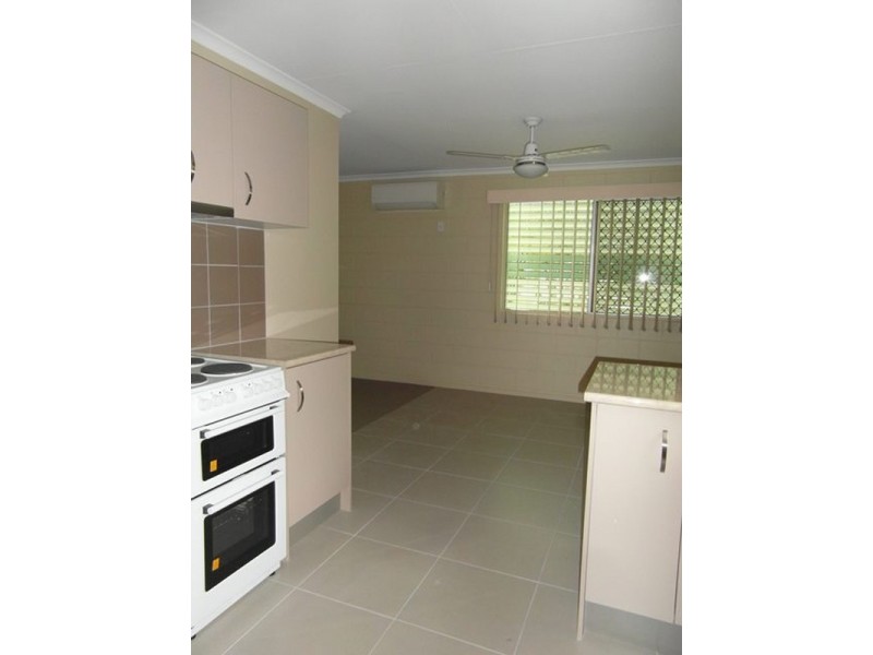 32 ALEXANDER STREET, Boyne Island QLD 4680