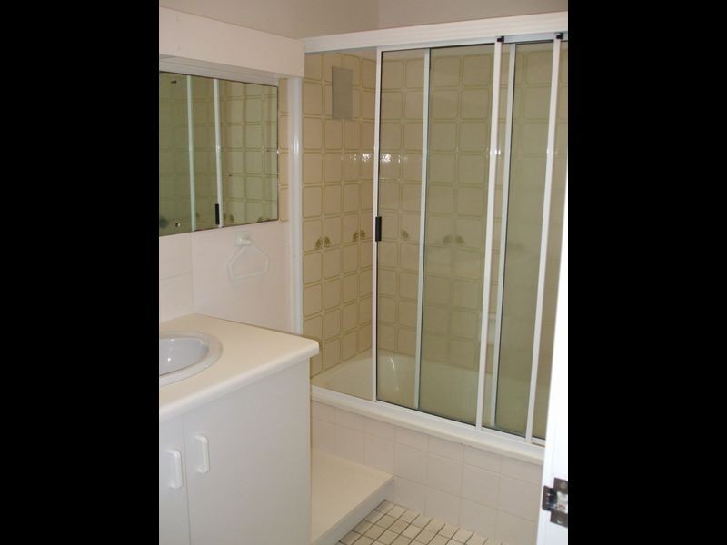 1/2 OCEAN STREET, Tannum Sands QLD 4680