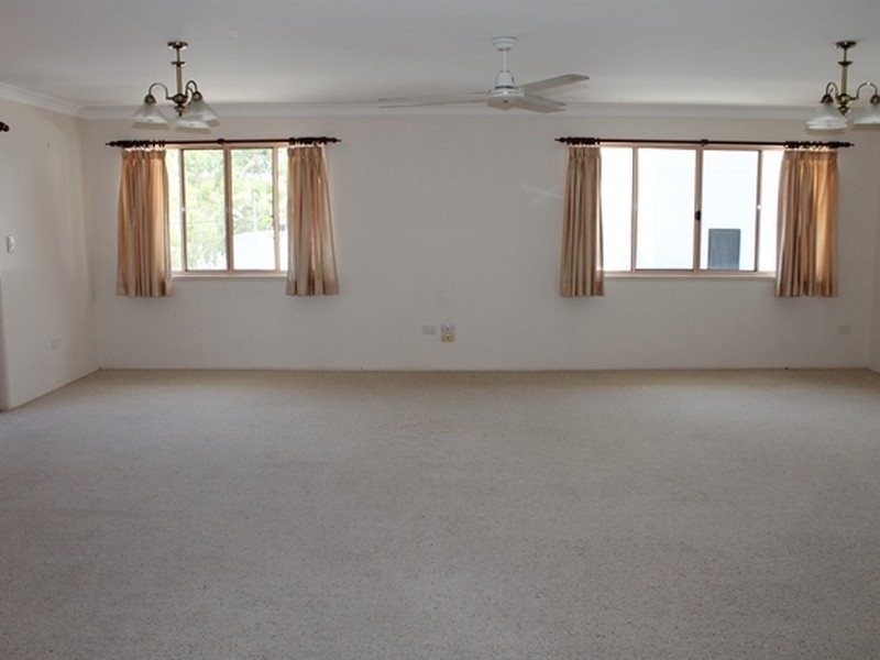 25 Pacific Avenue, Tannum Sands QLD 4680