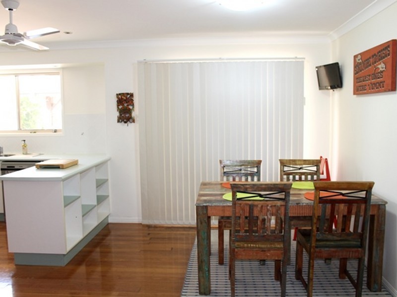 6 Yacht Road, Tannum Sands QLD 4680