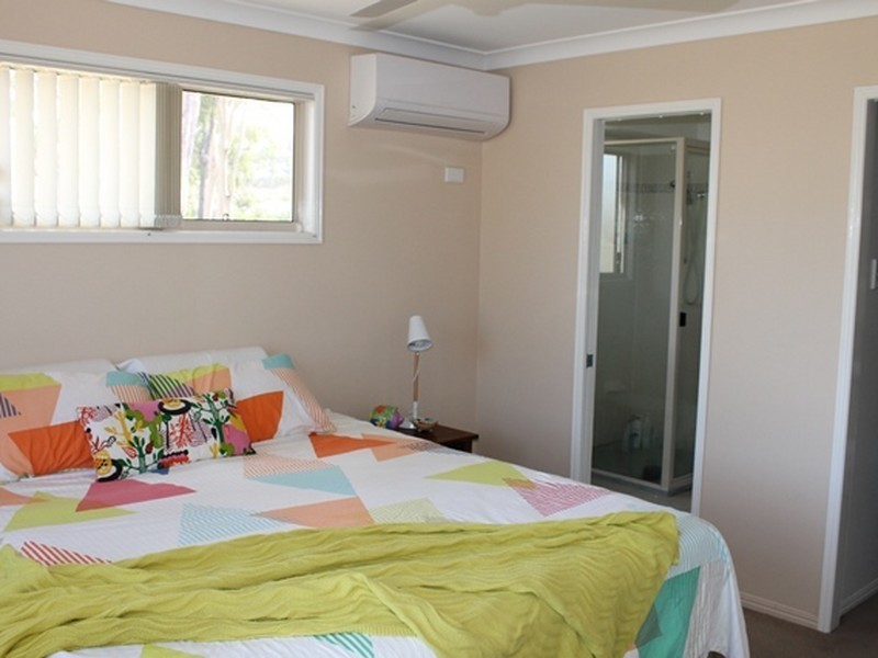 6 Yacht Road, Tannum Sands QLD 4680