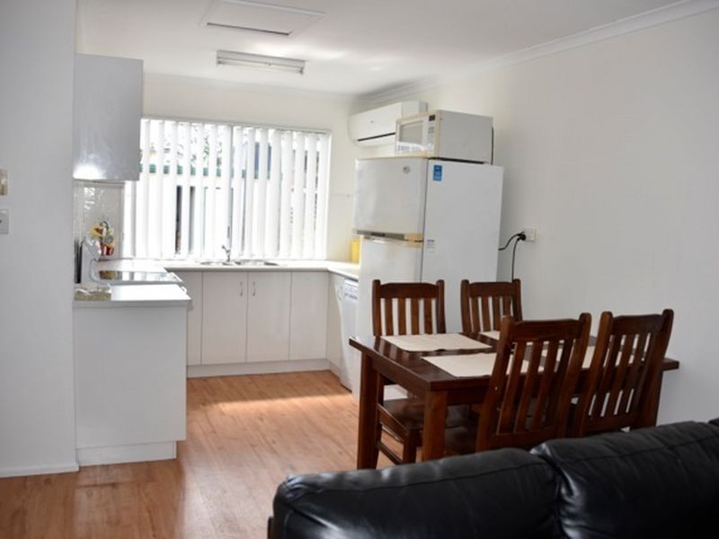 1/14 ALEXANDER STREET, Boyne Island QLD 4680