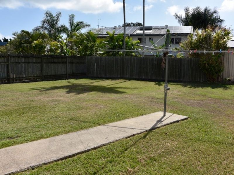 1/14 ALEXANDER STREET, Boyne Island QLD 4680