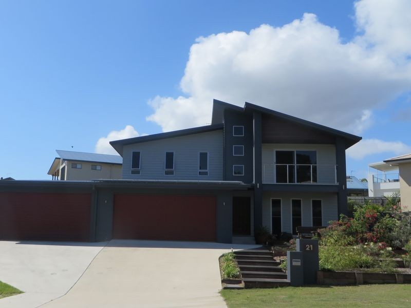 21 LIGHTHOUSE DRIVE, Boyne Island QLD 4680