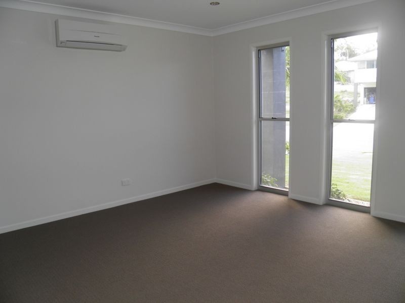 21 LIGHTHOUSE DRIVE, Boyne Island QLD 4680