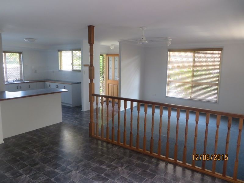 22 CURTIS AVENUE, Boyne Island QLD 4680