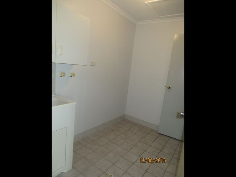 22 CURTIS AVENUE, Boyne Island QLD 4680