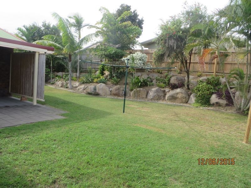 22 CURTIS AVENUE, Boyne Island QLD 4680