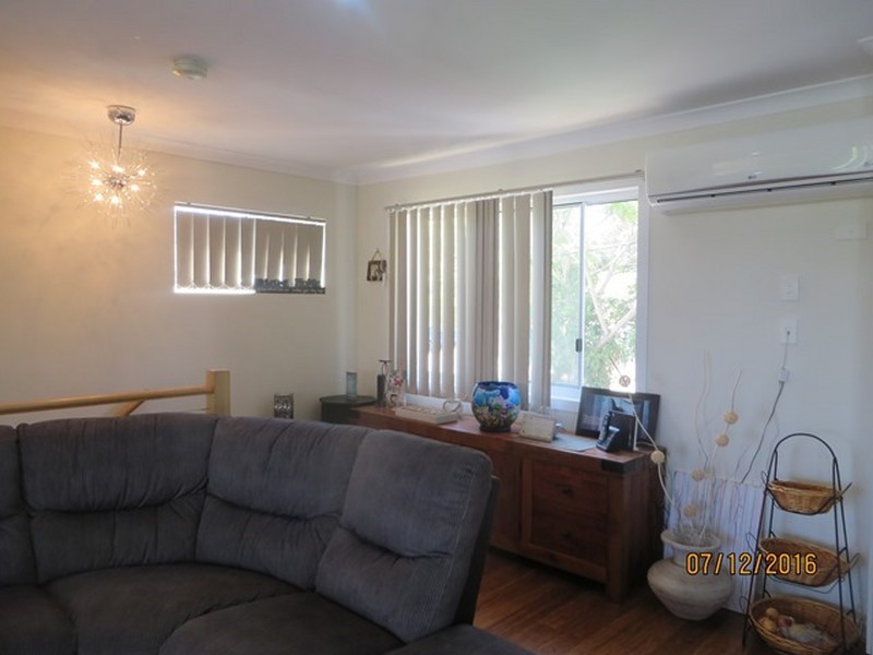 Unit 1/30 BEACH AVENUE, Tannum Sands QLD 4680