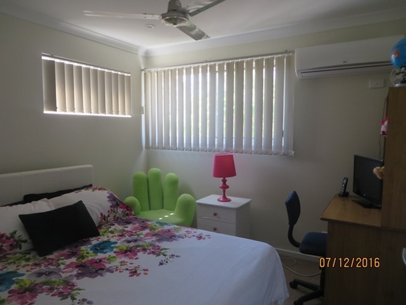 Unit 1/30 BEACH AVENUE, Tannum Sands QLD 4680