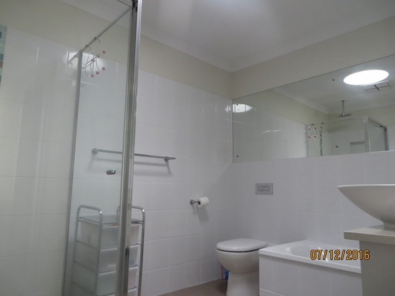 Unit 1/30 BEACH AVENUE, Tannum Sands QLD 4680