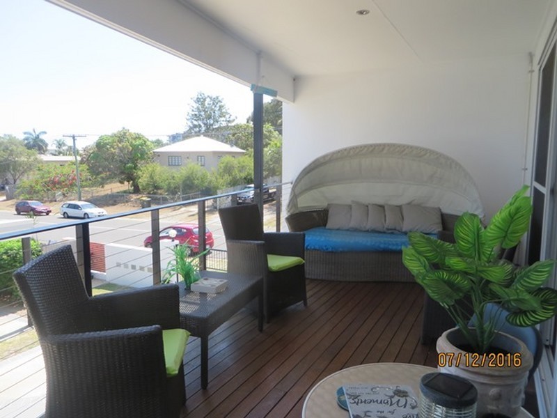 Unit 1/30 BEACH AVENUE, Tannum Sands QLD 4680