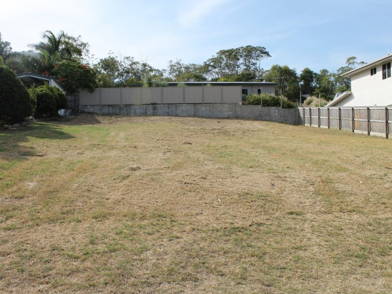 26 Lighthouse Drive, Boyne Island QLD 4680