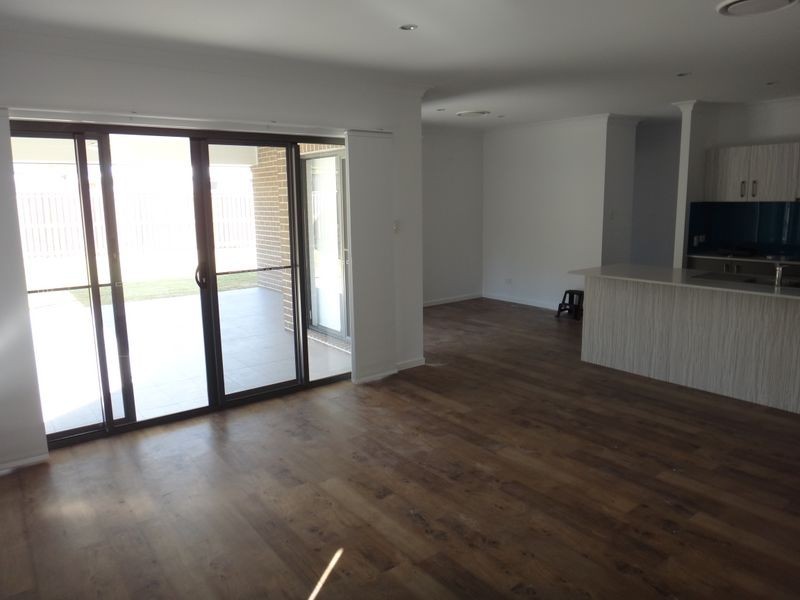 1 TULIPWOOD CIRCUIT, Boyne Island QLD 4680