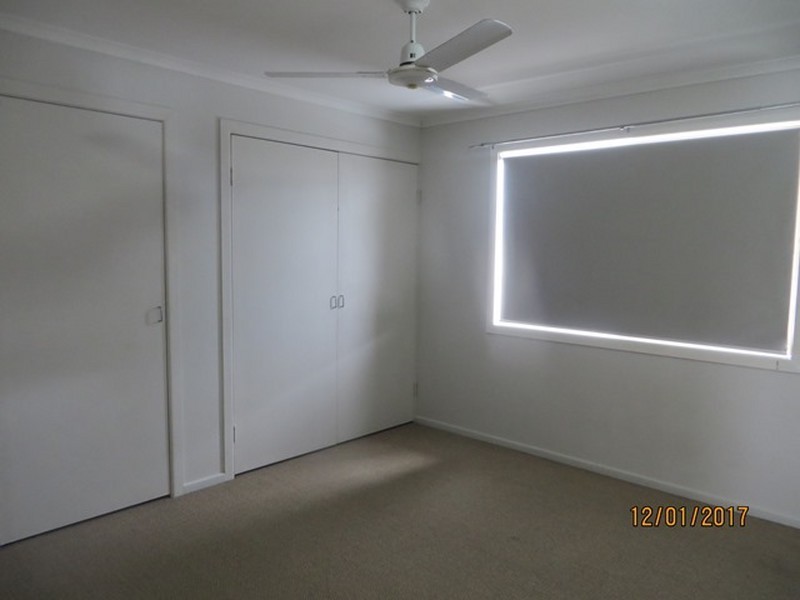 27 ISLAND ESPLANADE, Boyne Island QLD 4680