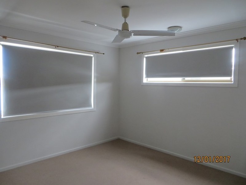 27 ISLAND ESPLANADE, Boyne Island QLD 4680