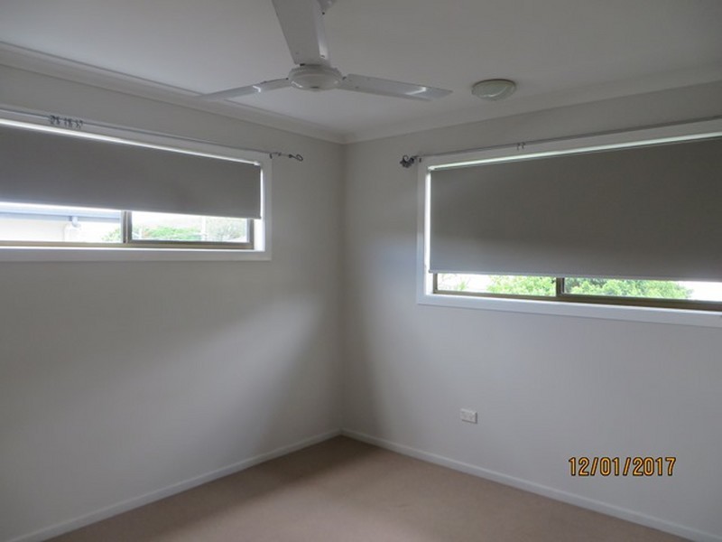 27 ISLAND ESPLANADE, Boyne Island QLD 4680