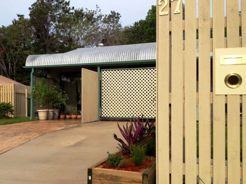 27 LATROBE STREET, Tannum Sands QLD 4680
