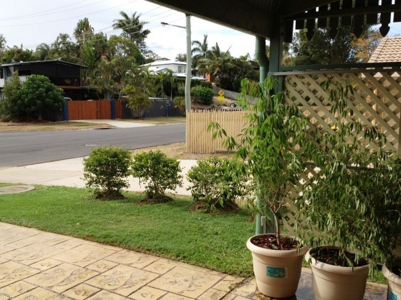 27 LATROBE STREET, Tannum Sands QLD 4680