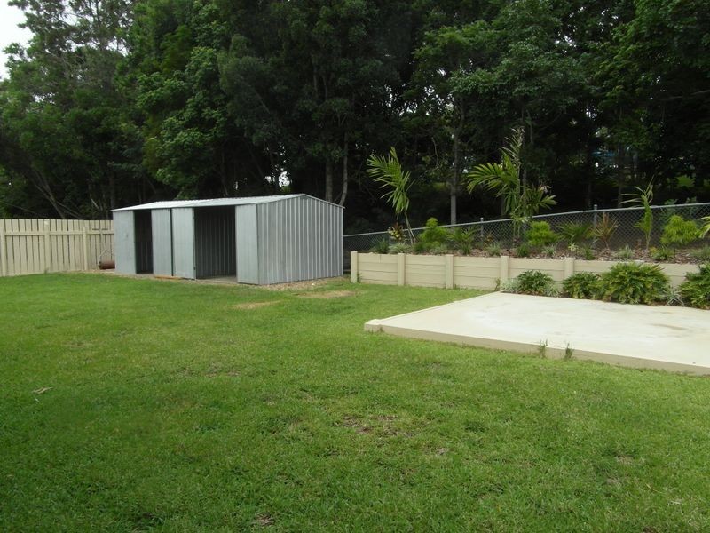 27 LATROBE STREET, Tannum Sands QLD 4680