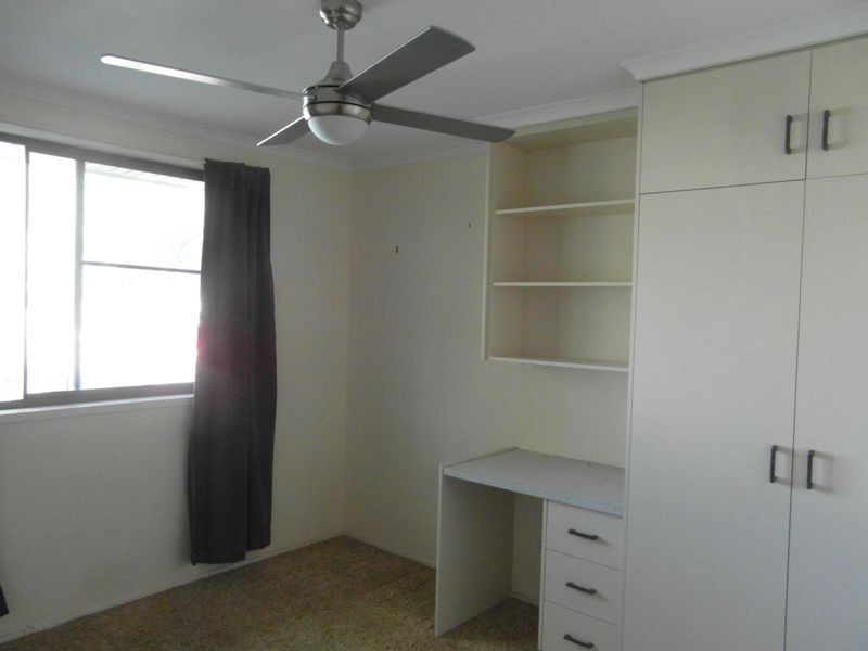 21 ALEXANDER STREET, Boyne Island QLD 4680