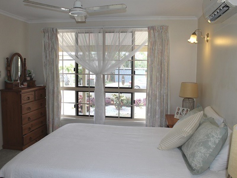 4 Lilly Street, Boyne Island QLD 4680