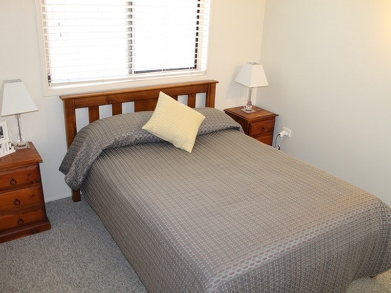 4 Lilly Street, Boyne Island QLD 4680