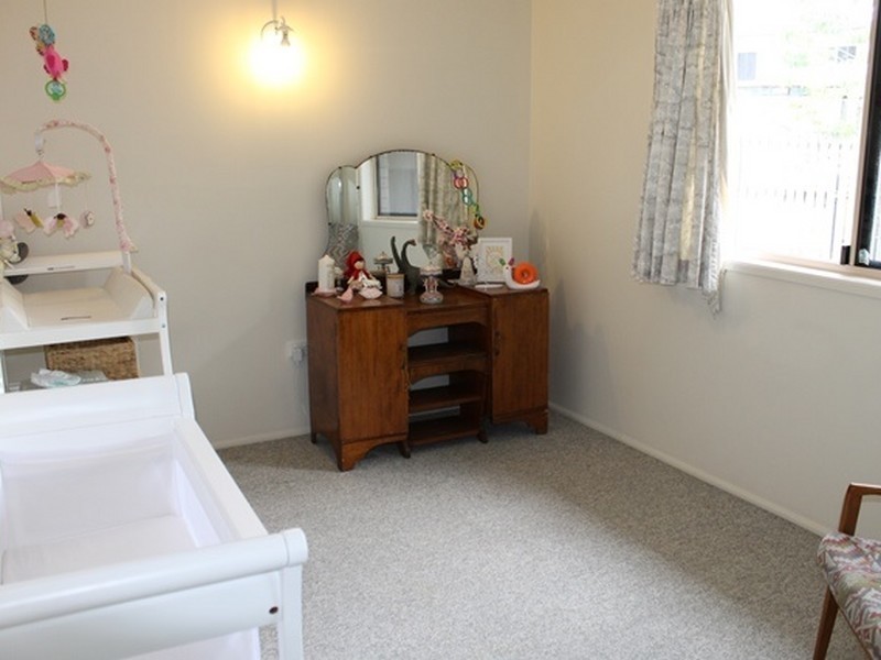 4 Lilly Street, Boyne Island QLD 4680