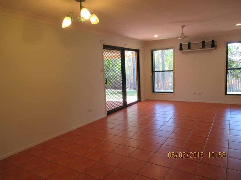 8 YARAAN COURT, Boyne Island QLD 4680