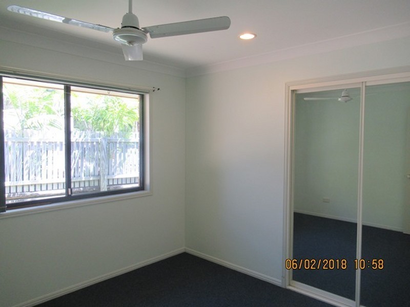 8 YARAAN COURT, Boyne Island QLD 4680