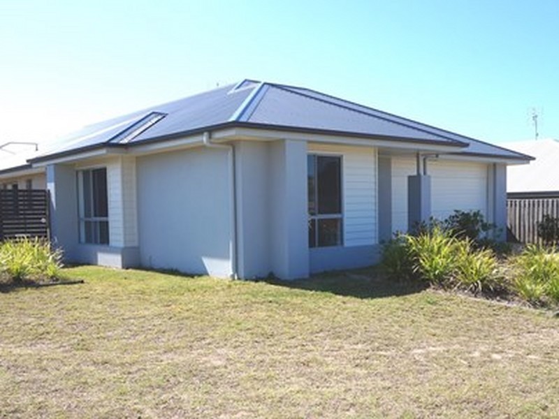 2 Wabby Street, Boyne Island QLD 4680