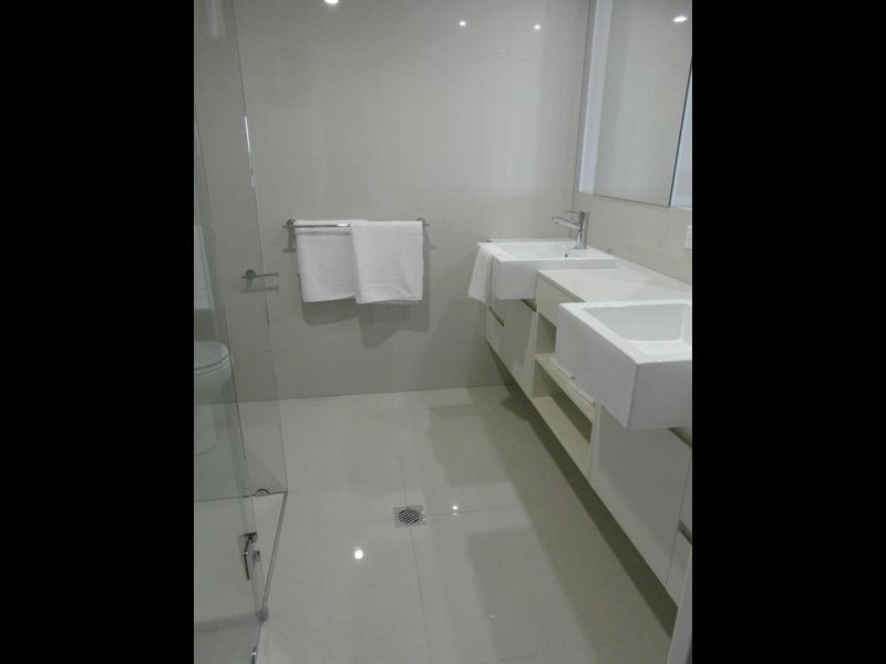 18/2 THE PROMENADE, Boyne Island QLD 4680