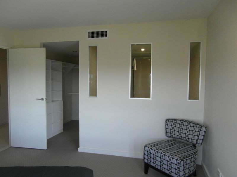 18/2 THE PROMENADE, Boyne Island QLD 4680