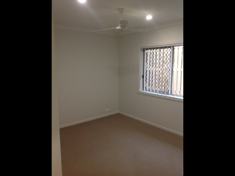 36 CLOVER CRESCENT, Boyne Island QLD 4680