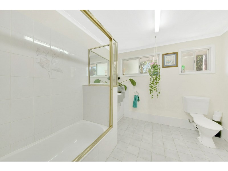 49 Langdon Street, Tannum Sands QLD 4680