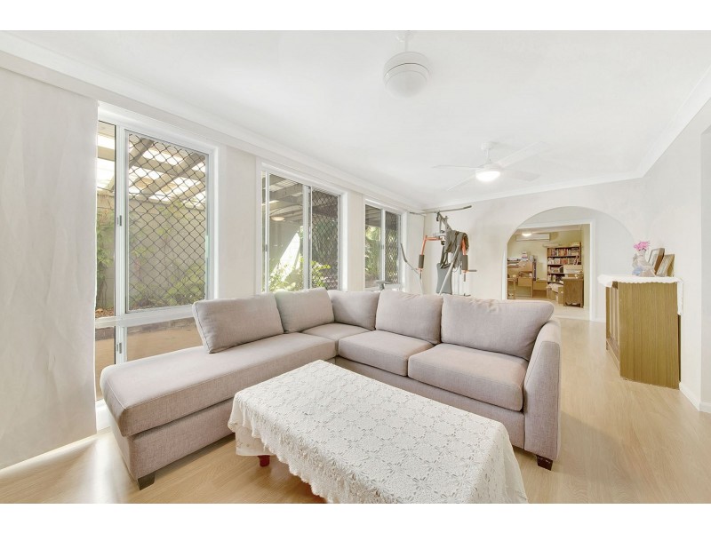49 Langdon Street, Tannum Sands QLD 4680