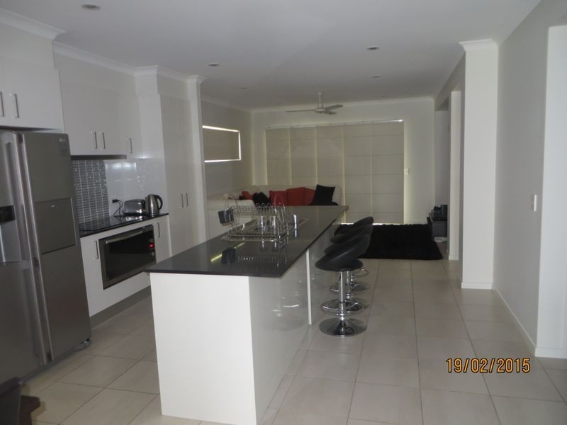 16 BUCHANEN STREET, Boyne Island QLD 4680