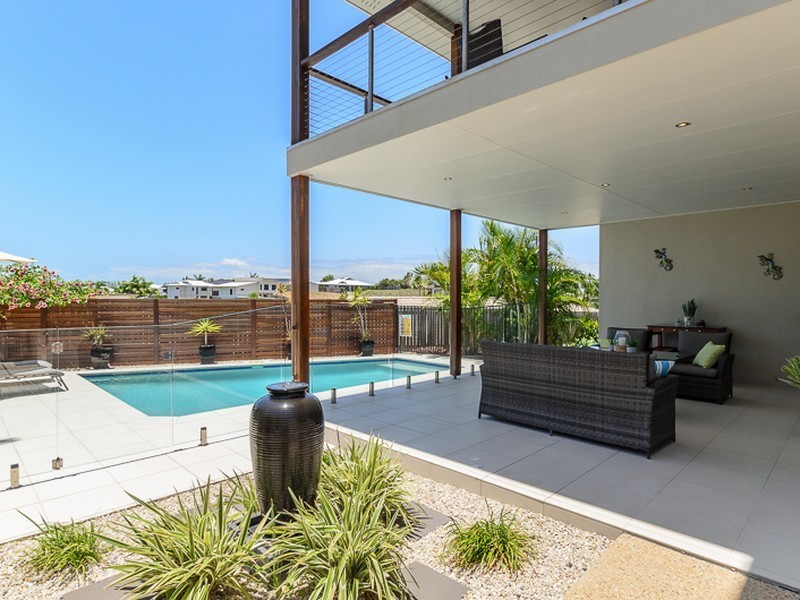 6 Caitlin Court, Boyne Island QLD 4680