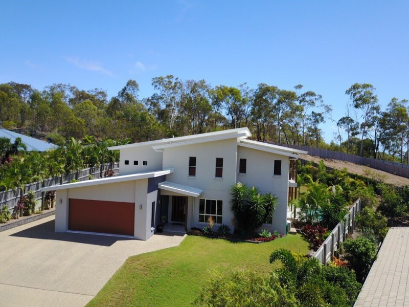 6 Caitlin Court, Boyne Island QLD 4680