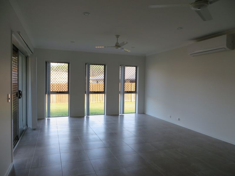 27 CLOVER CRESCENT, Boyne Island QLD 4680
