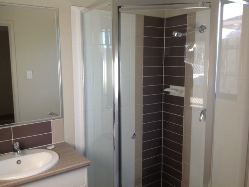 8 Woodward Avenue, Calliope QLD 4680