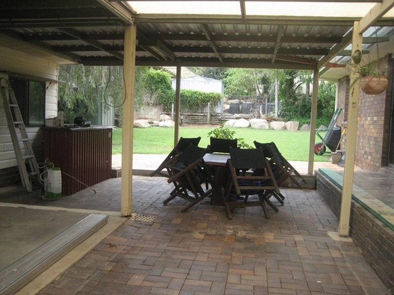 62 Dixon Drive, Telina QLD 4680