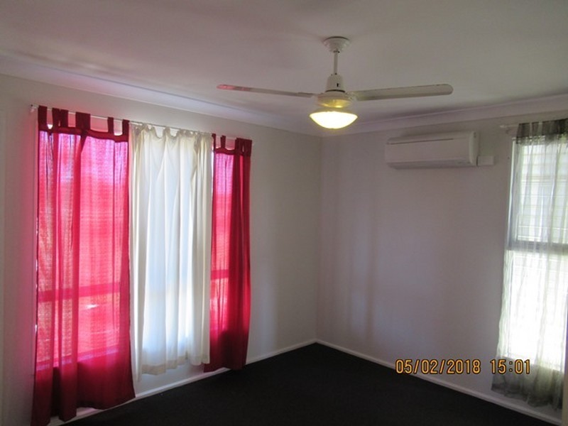 Unit 4/4 PITTSBAY CRESCENT, Boyne Island QLD 4680