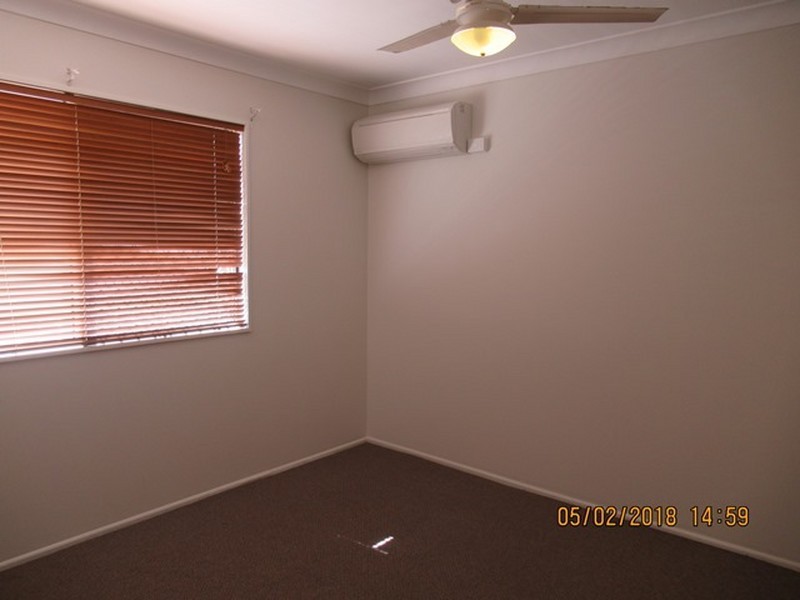 Unit 4/4 PITTSBAY CRESCENT, Boyne Island QLD 4680